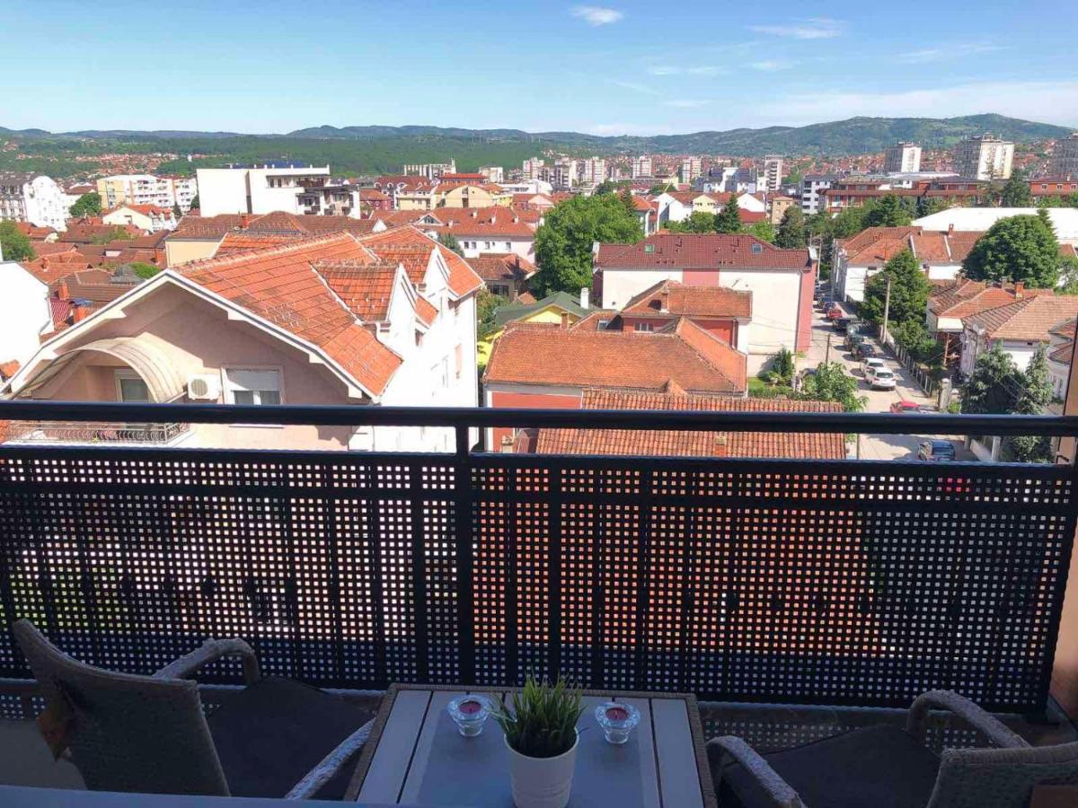 Lux Apartman 33 Kragujevac Exterior photo