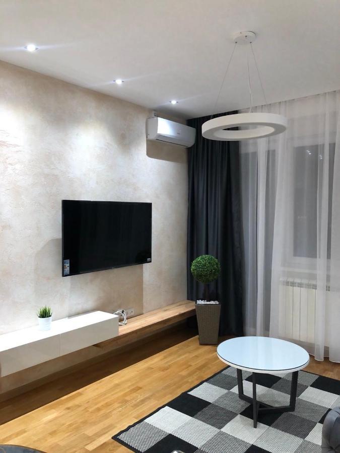 Lux Apartman 33 Kragujevac Exterior photo
